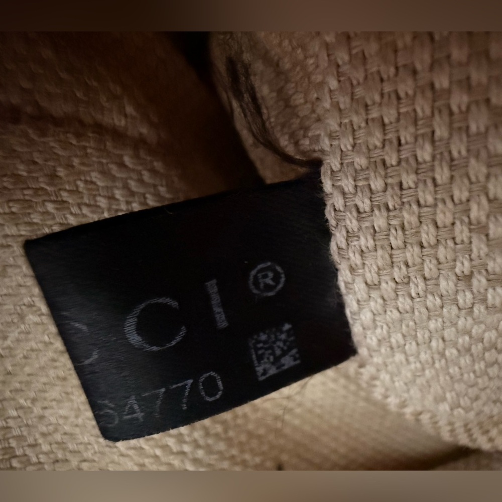 Authentic Gucci Soho Disco Black Crossbody! - Picture 15 of 16